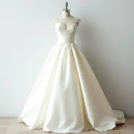 Modelos de vestido de noiva de cetim: sugestões criativas para o grande dia