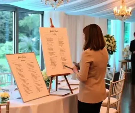 Como organizar casamento para poucos convidados: guia para planejar sem erros