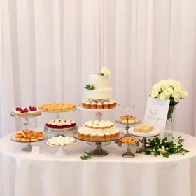 Como escolher mesa de doces de casamento: etapas essenciais para o casamento