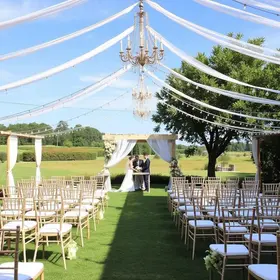 Espaço para casamento simples vale a pena: entenda o que vale mais para seu casamento