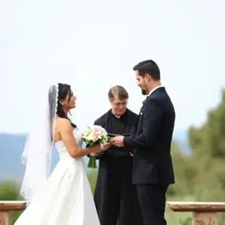 Ideias de votos de casamento: sugestões criativas para o grande dia