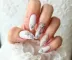 Ideias de unhas de noiva: sugestões criativas para o grande dia