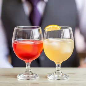 Como economizar em bebidas para casamento: passo a passo prático para noivos